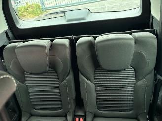 Renault Grand-scenic  picture 4