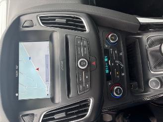 Ford Focus  picture 11