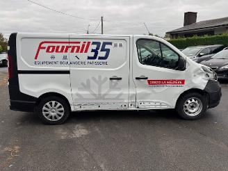 Nissan NV300  picture 5