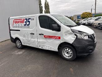 Nissan NV300  picture 6