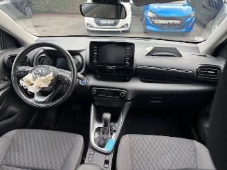 Toyota Yaris HYBRID picture 8