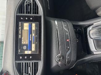 Peugeot 308  picture 8
