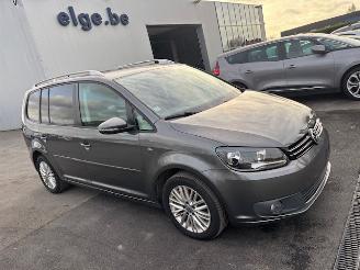 uszkodzony samochody osobowe Volkswagen Touran GEEN SCHADE EN ETAT NO DAMAGE 2014/11