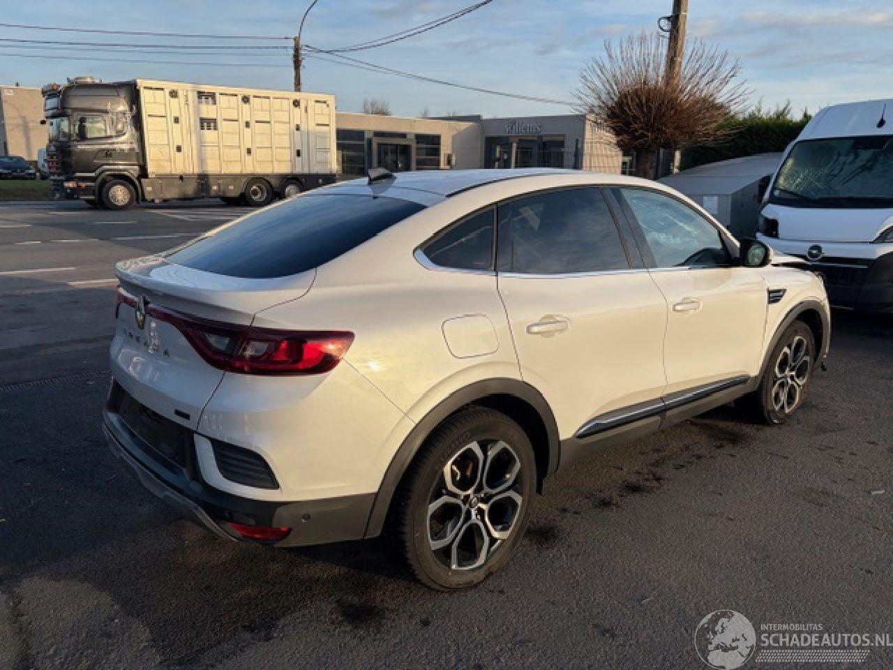 Renault Arkana E-TECH