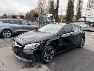 Schadeauto Mercedes A-klasse  2017/9