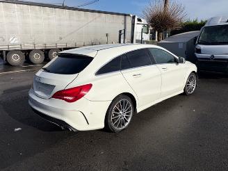 uszkodzony samochody osobowe Mercedes Cla-klasse 180 automaat 2015/3