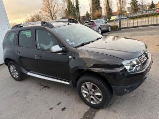 uszkodzony samochody osobowe Dacia Duster  2015/12