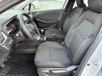 Renault Clio  picture 6