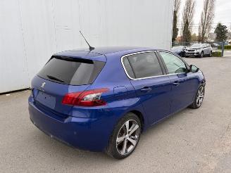 Voiture accidenté Peugeot 308  2020/1