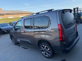 krockskadad bil auto Citroën Berlingo 7 pl 2021/6