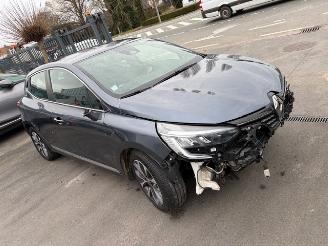 Renault Clio  picture 2