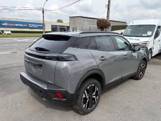 damaged passenger cars Peugeot 2008  2024/5