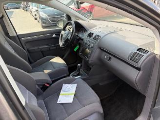 Volkswagen Touran 7pl AUTOMAAT picture 11