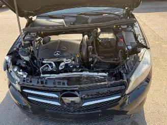 Mercedes A-klasse AUTOMAAT picture 10