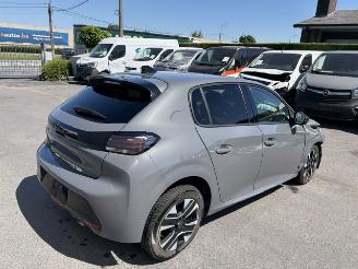 Coche accidentado Peugeot 208  2024/11
