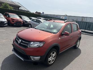 Damaged car Dacia Sandero STEPWAY 2015/12