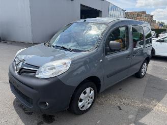 Damaged car Renault Kangoo 5PL 2020/2
