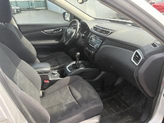 Nissan X-Trail 4X4 picture 5