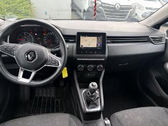 Renault Clio  picture 5