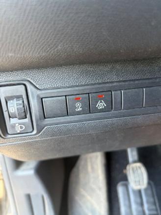 Peugeot 308  picture 11