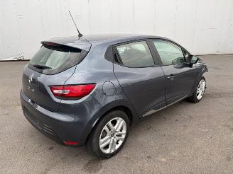 Renault Clio  picture 3