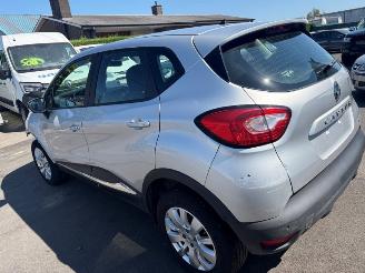Renault Captur  picture 2