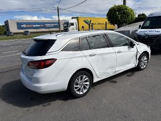 Opel Astra  picture 2