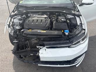 Volkswagen Golf  picture 9
