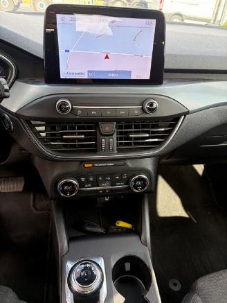 Ford Focus AUTOMAAT picture 8