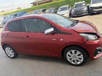 Peugeot 108  picture 3