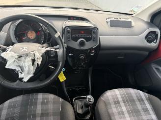 Peugeot 108  picture 6