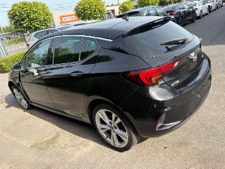 Schadeauto Opel Astra AUTOMAAT 2018/10