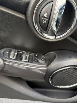 Mini Cooper AUTOMAAT picture 10