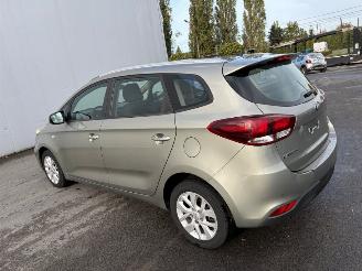 Kia Carens 7 seats picture 2