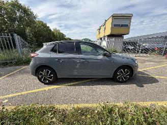 Opel Corsa 1.2 GS Stoel en Stuurverwarming picture 8