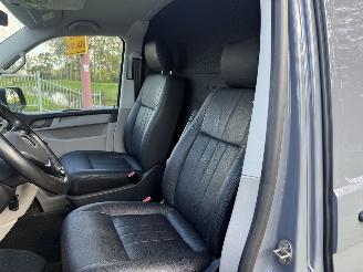 Volkswagen Transporter 2.0 TDI L1H2 Highline picture 10