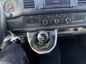 Volkswagen Transporter 2.0 TDI L1H2 Highline picture 14