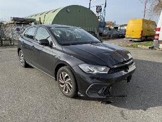 Auto incidentate Volkswagen Polo 1.0 TSI Life Automaat 2024/1