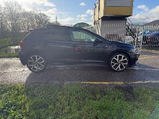 Volkswagen Polo 2.0 TSI GTI N.A.P. Panoramadak Stoelverwarming picture 6