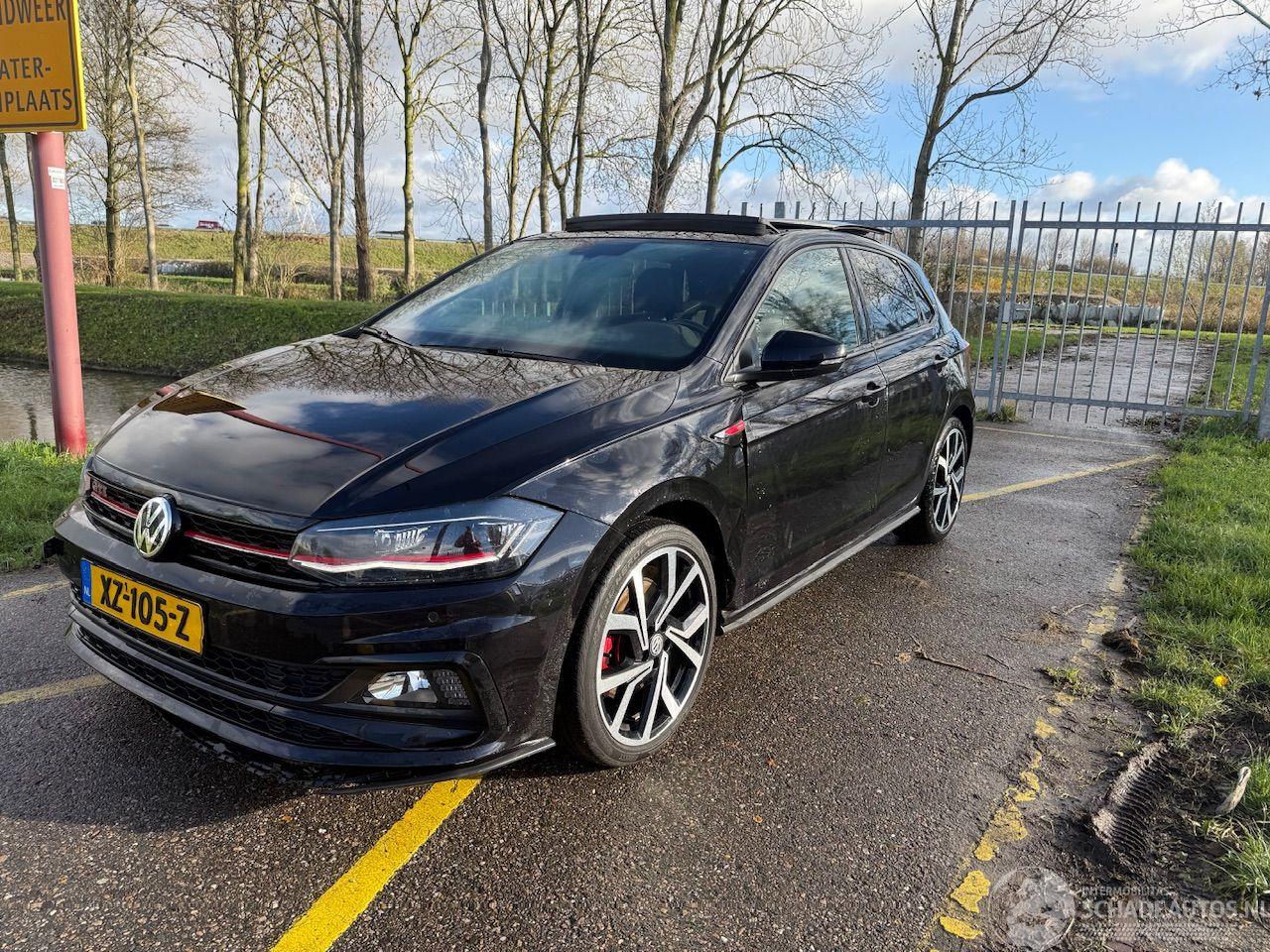 Volkswagen Polo 2.0 TSI GTI N.A.P. Panoramadak Stoelverwarming