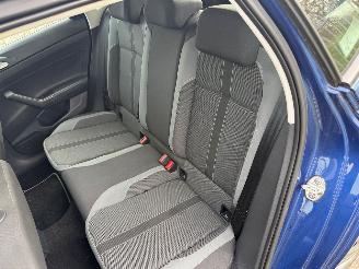 Volkswagen Polo 1.0 TSI Highline Automaat picture 17