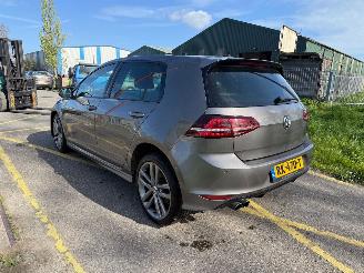 Volkswagen Golf 1.4 TSI Connected Series Automaat picture 3
