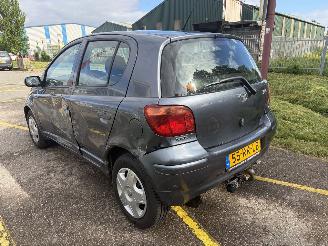 Toyota Yaris 1.0 VVT-i S-Line MMT AUTOMAAT picture 3