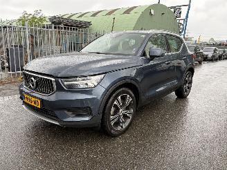 Schadeauto Volvo XC40 1.5 T4 Recharge Inscription 2021/11