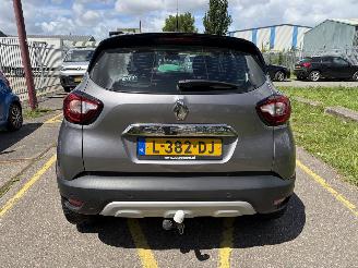 Renault Captur 1.3 TCe Intens picture 3