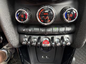 Mini Cooper 1.5 JCW N.A.P Panorama picture 19