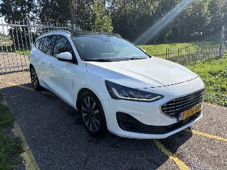 Ford Focus Wagon 1.0 Ecoboost Hybrid Titanium picture 8