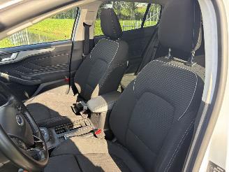 Ford Focus Wagon 1.0 Ecoboost Hybrid Titanium picture 11