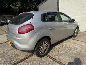 Fiat Bravo 1.4 Edizione Airco Rijdbare schade! picture 10