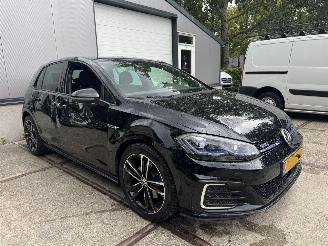 Volkswagen Golf 7.5 TSI GTE Rijdbare Schade! picture 5